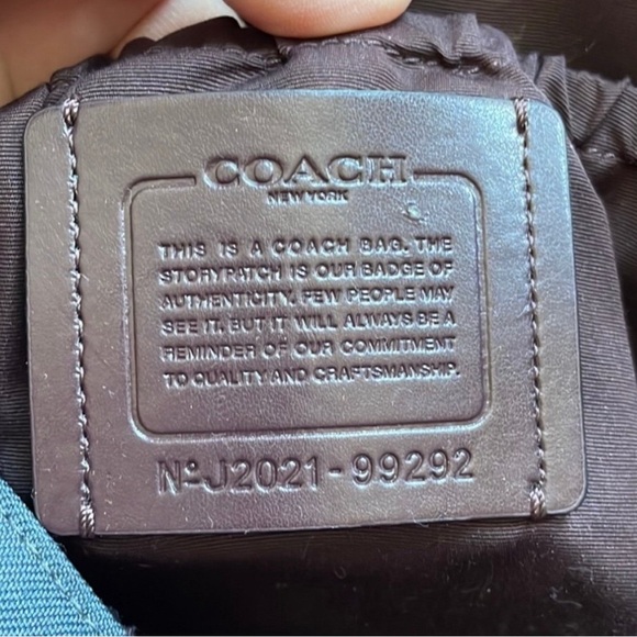 Coach Baby Messenger Diaper Bag (Navy) Large Nylon Crossbody Shoulder Diaper Bag - Picture 6 of 9